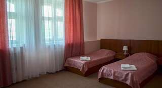 Гостиница Азалия Казань Улучшенный двухместный номер с 2 отдельными кроватями-2